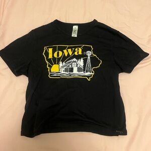 Black Iowa Women’s Cropped T-Shirt